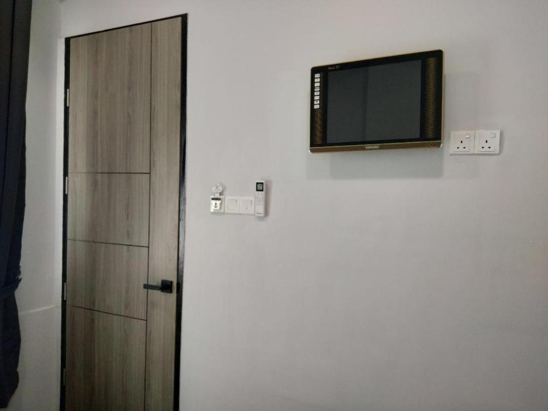 The Room Perhentian - Long Beach Кампунґ-Куала-Бесут Екстер'єр фото