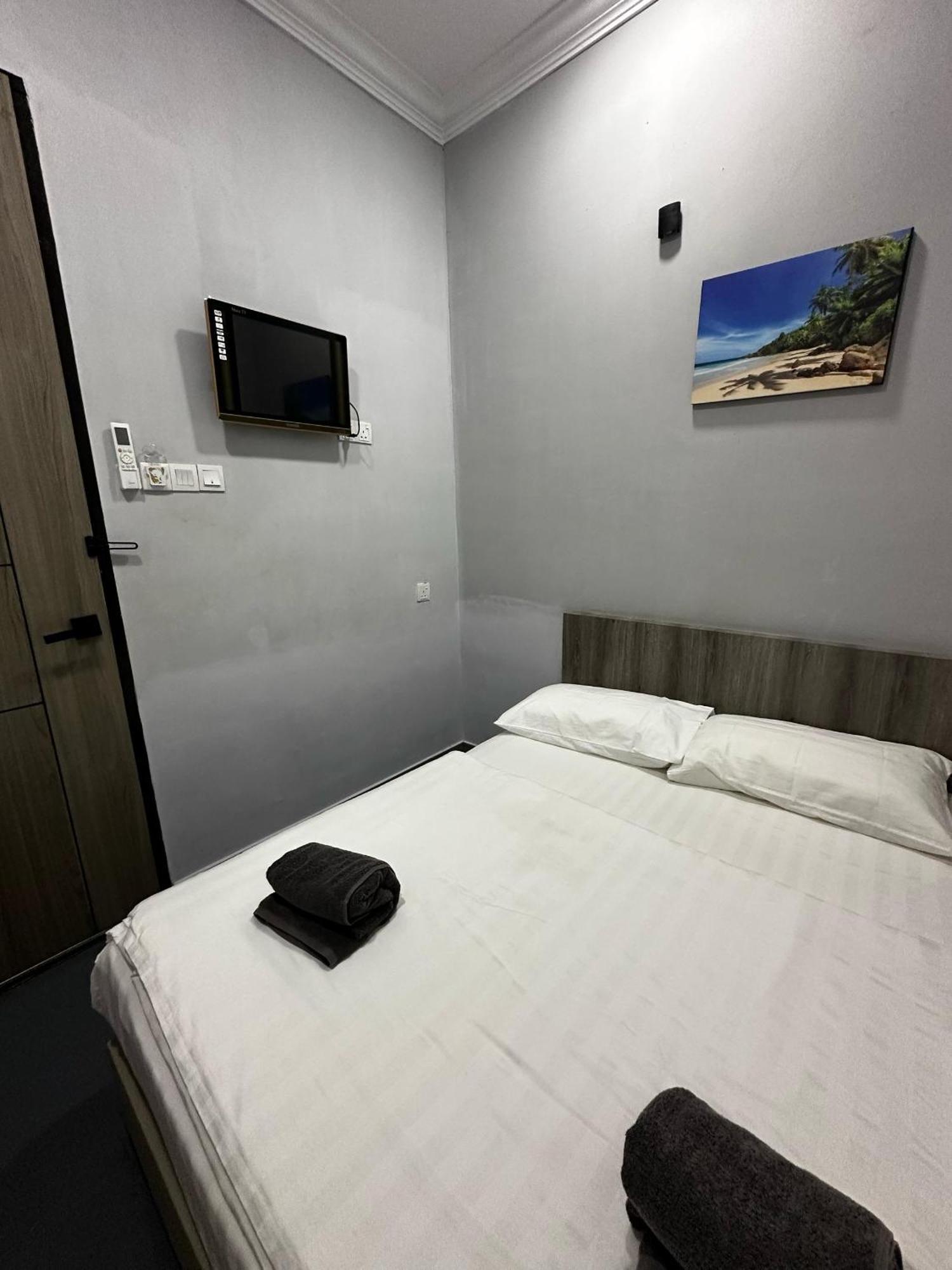 The Room Perhentian - Long Beach Кампунґ-Куала-Бесут Екстер'єр фото